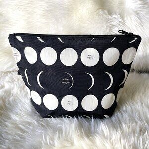 NWOT Baggu Go Pouch Medium - Moon (Night Sky)